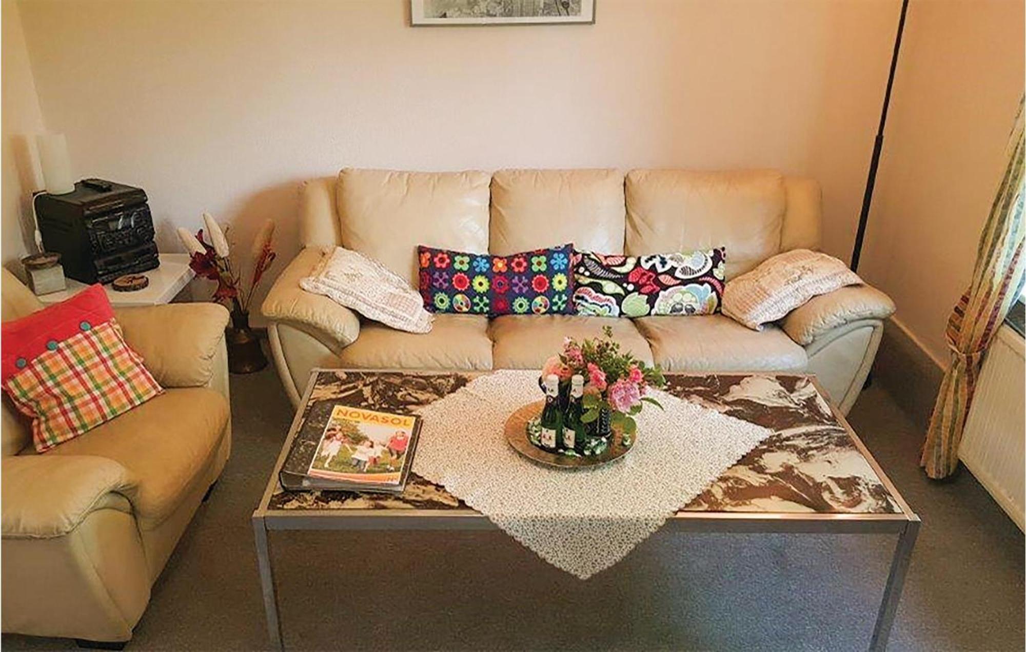 1 Bedroom Nice Apartment In Flueggendorf Klausdorf  Ngoại thất bức ảnh